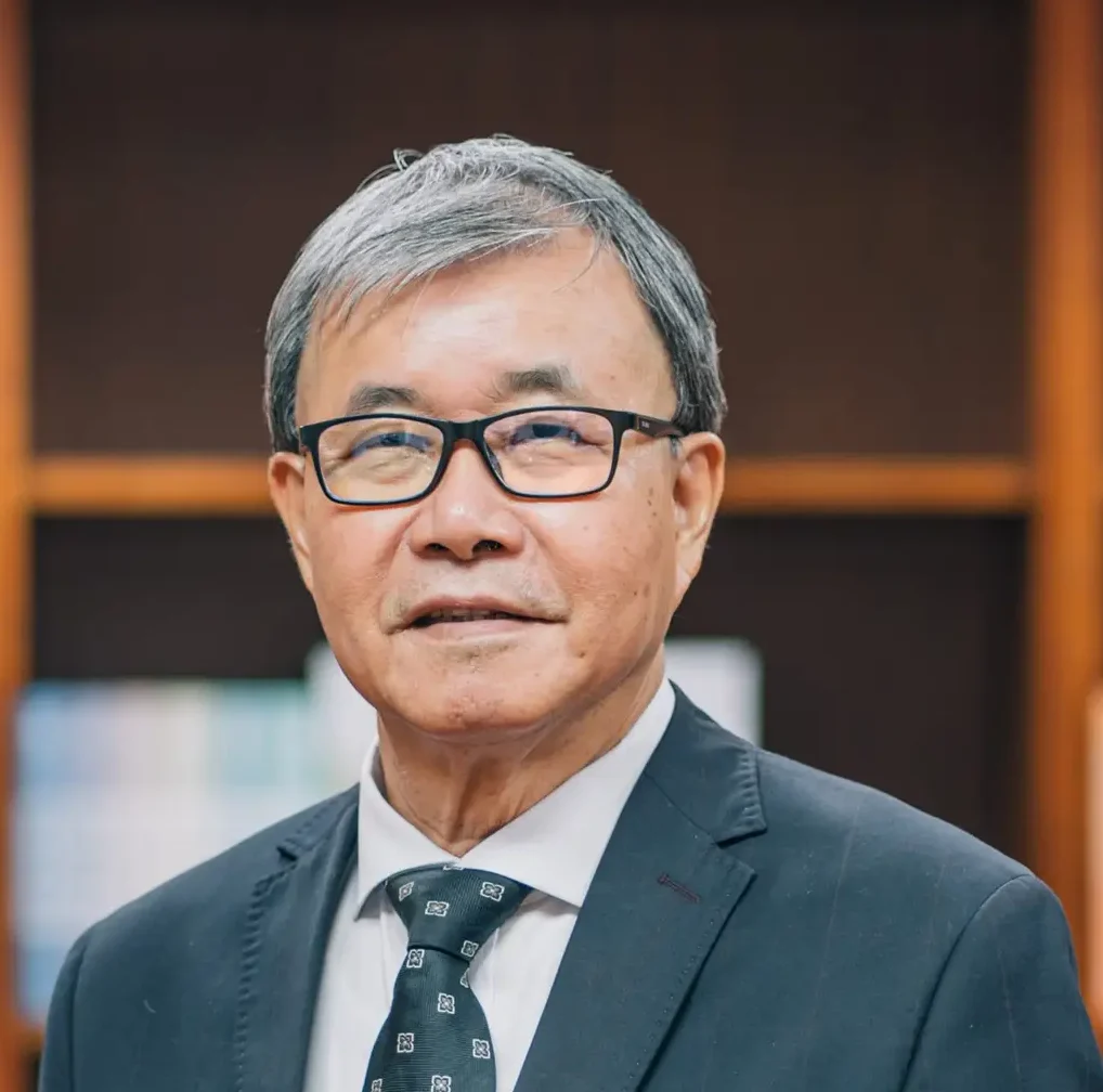 Dr. Cheng Ying-Yao